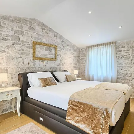 Holiday home Ema *