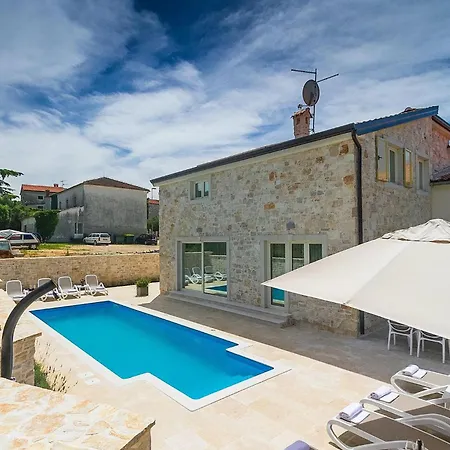 Nyaraló Ema Poreč